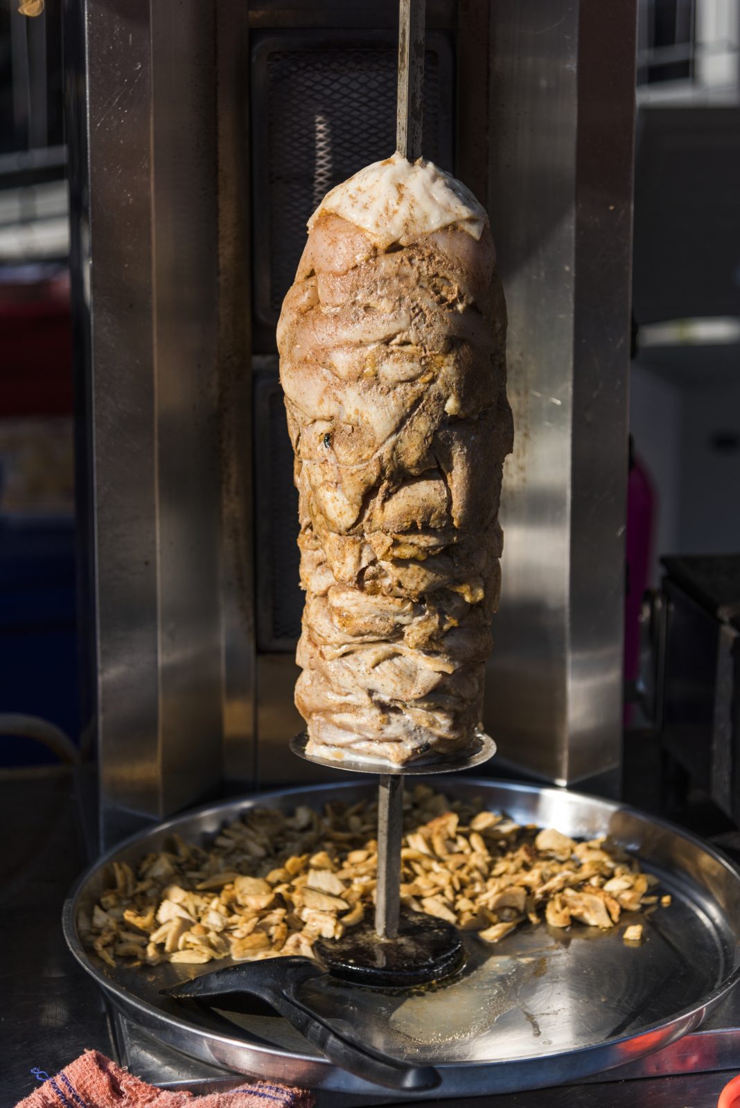 Souvlaki vs Gyros Explained: What’s the Difference?