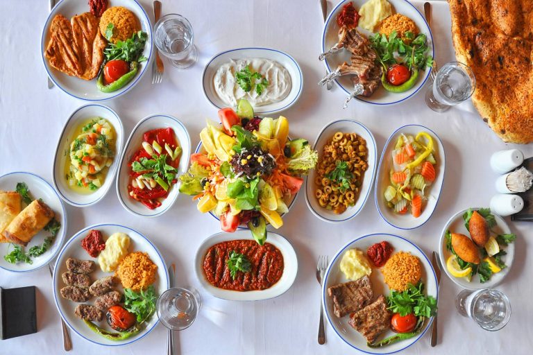 What to Eat in Istanbul: A Local Food Guide