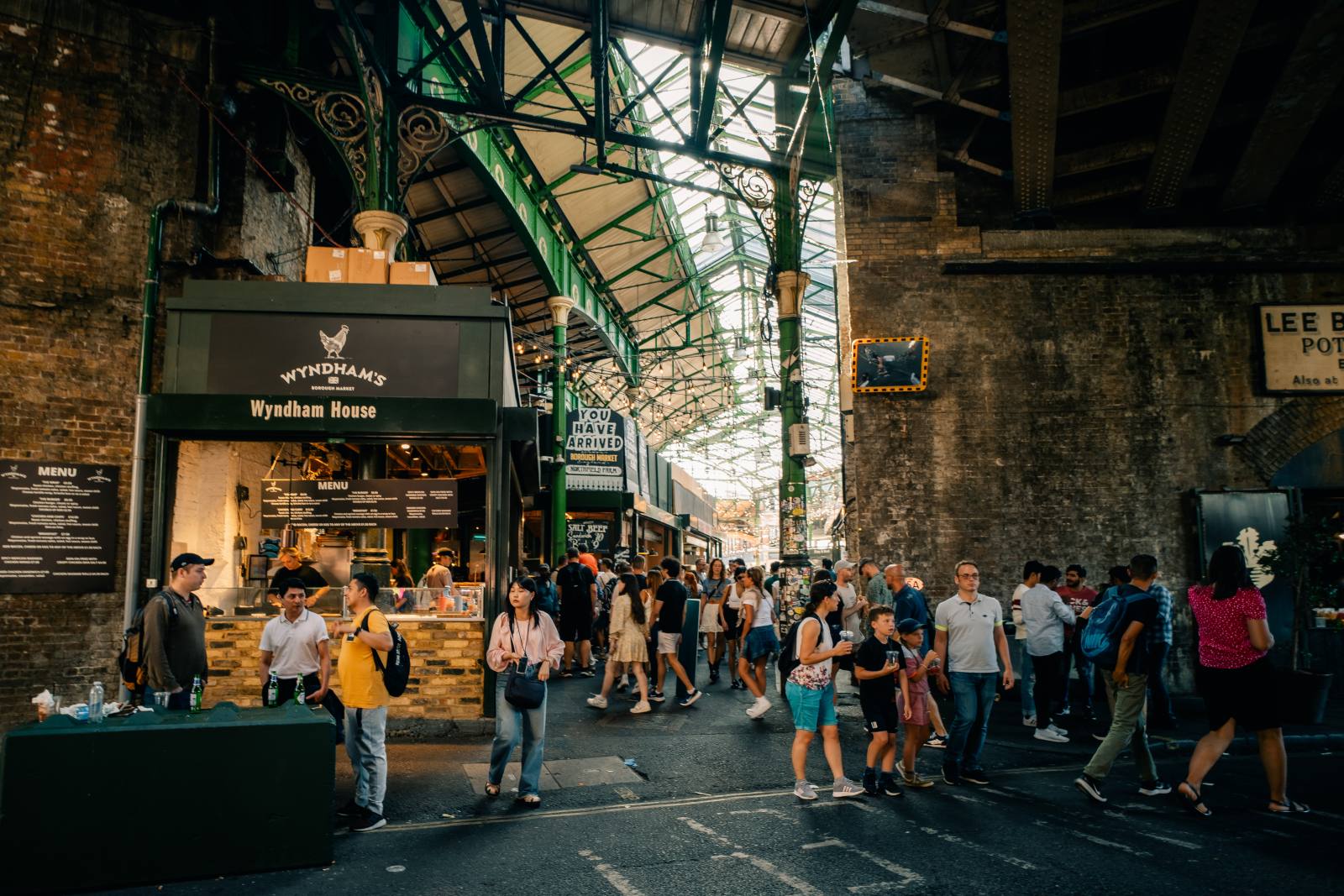 What to Eat in London: A Local Food Guide