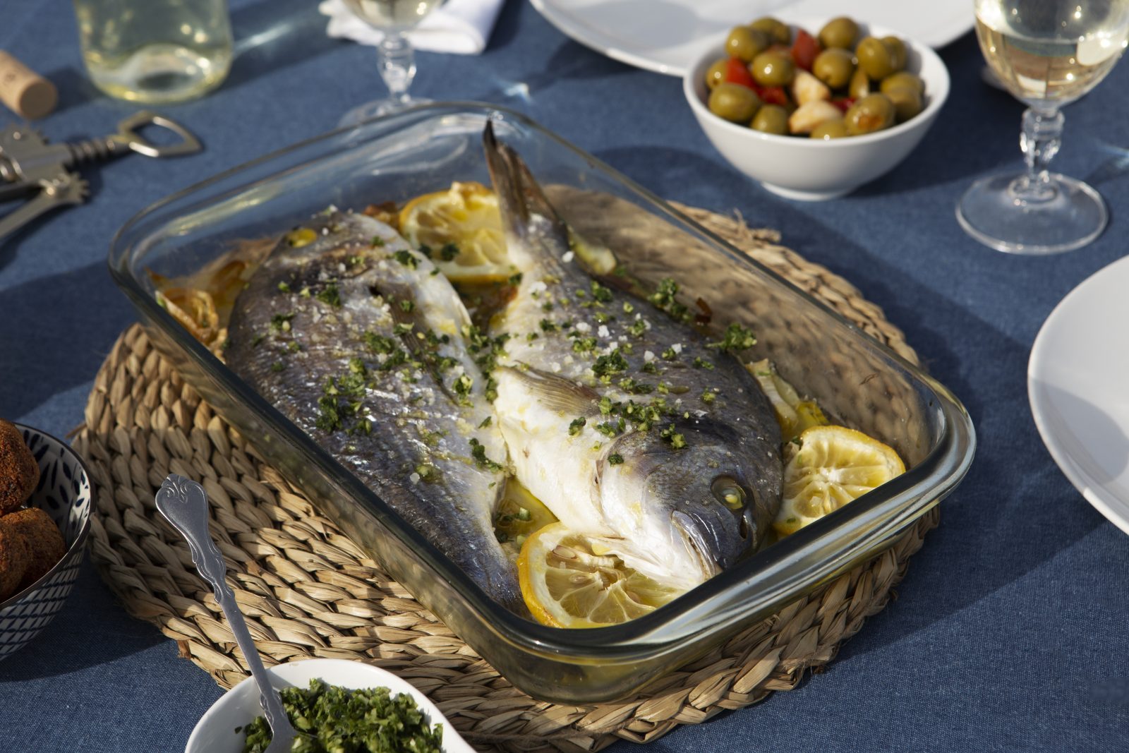 Grilled sea bream with lemon, the classic dish on the Piran coast